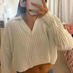 Hollister White V-Neck Sweater